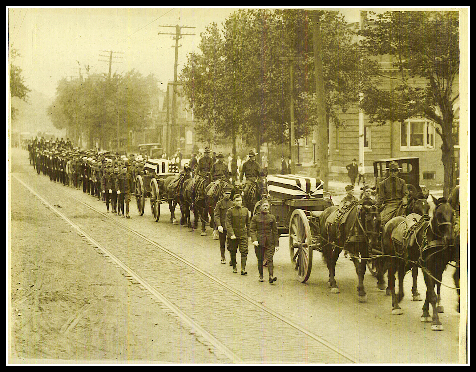 Belleville Pays Tribute To War Heroes - Michael Flynn and Edward Crowell, 1918